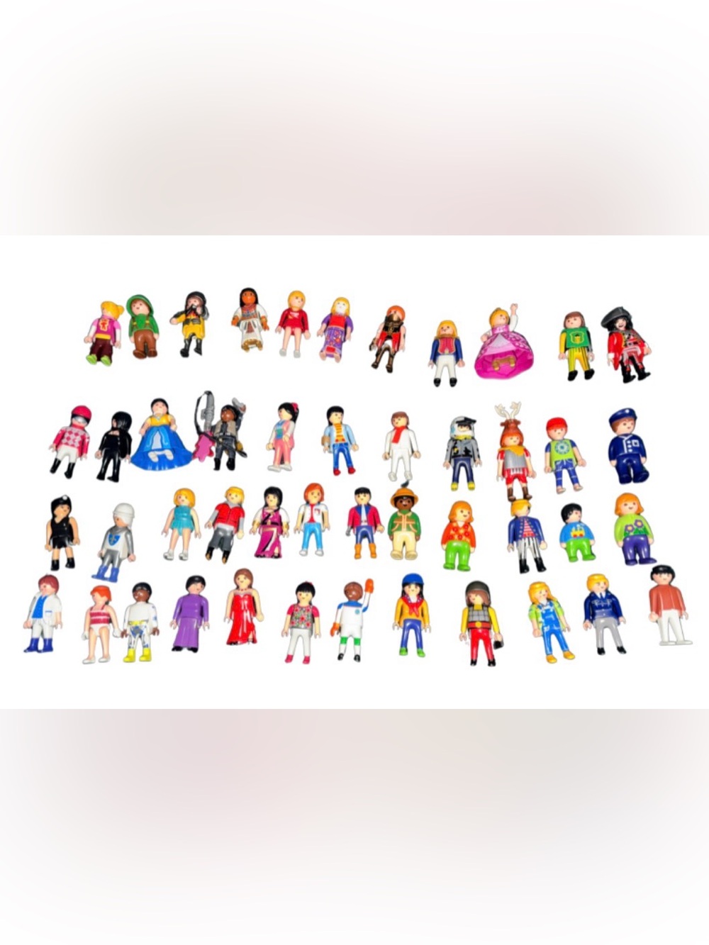 48 Playmobil figures and building